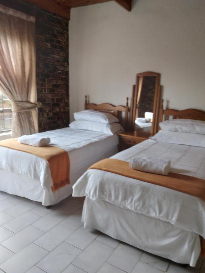 גרסקופ Hamba Kancane Ma-Africa Guest House מראה חיצוני תמונה